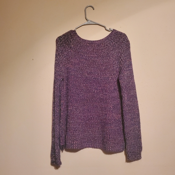 Sweater - Picture 3 of 4